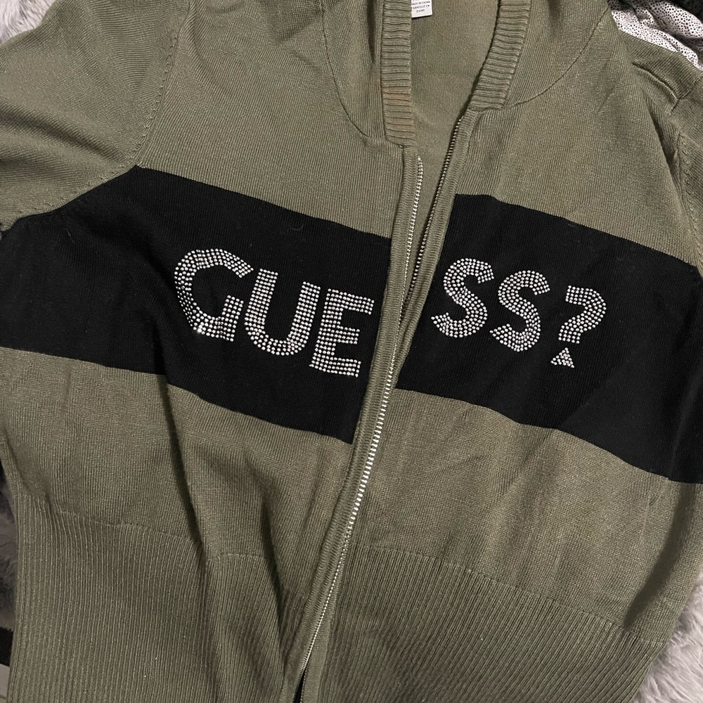 GUESS Men's Olive Green Sweater